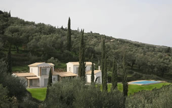 Beautiful Greek Villas